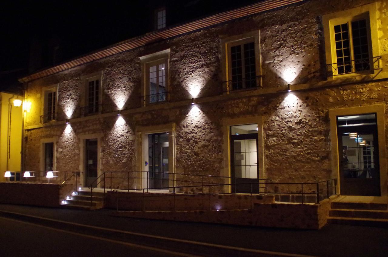Logis - Auberge De L'Abbaye Thiron-Gardais 외부 사진