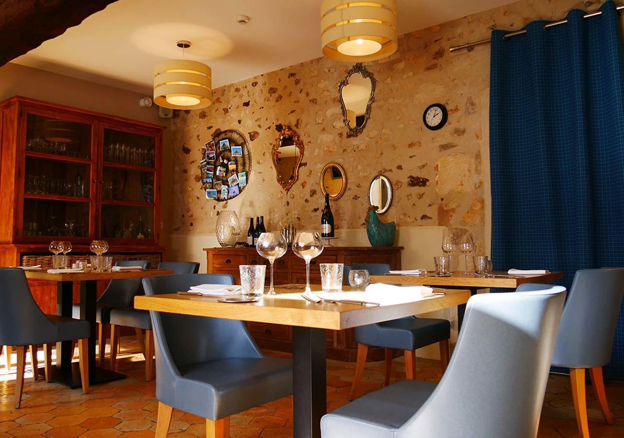 Logis - Auberge De L'Abbaye Thiron-Gardais 외부 사진