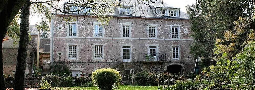 Logis - Auberge De L'Abbaye Thiron-Gardais 외부 사진