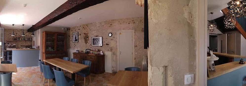 Logis - Auberge De L'Abbaye Thiron-Gardais 외부 사진